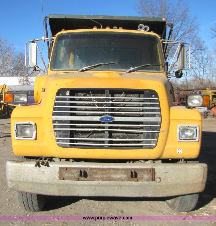 image for item 5344 1988 Ford LNT8000 dump truck