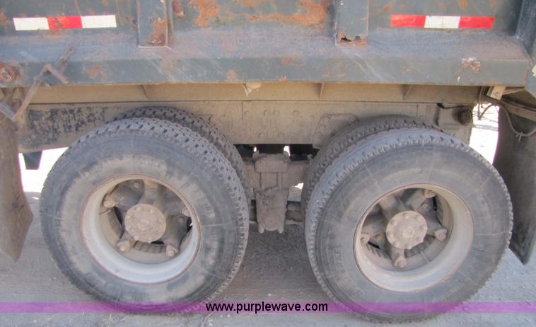 image for item 5344 1988 Ford LNT8000 dump truck