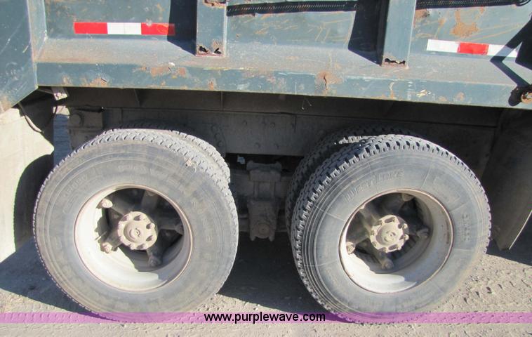 image for item 5344 1988 Ford LNT8000 dump truck