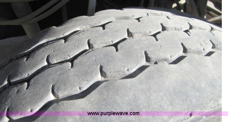 image for item 5344 1988 Ford LNT8000 dump truck