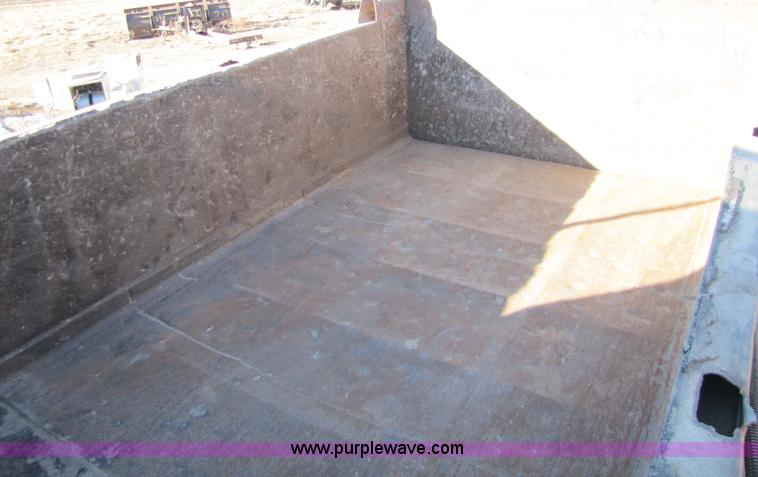 image for item 5344 1988 Ford LNT8000 dump truck