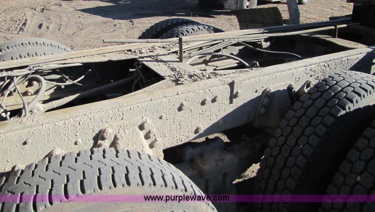 image for item 5344 1988 Ford LNT8000 dump truck