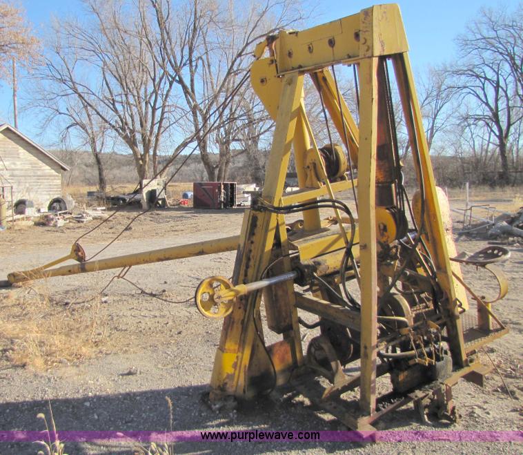 image for item 5345 Boom winch lift