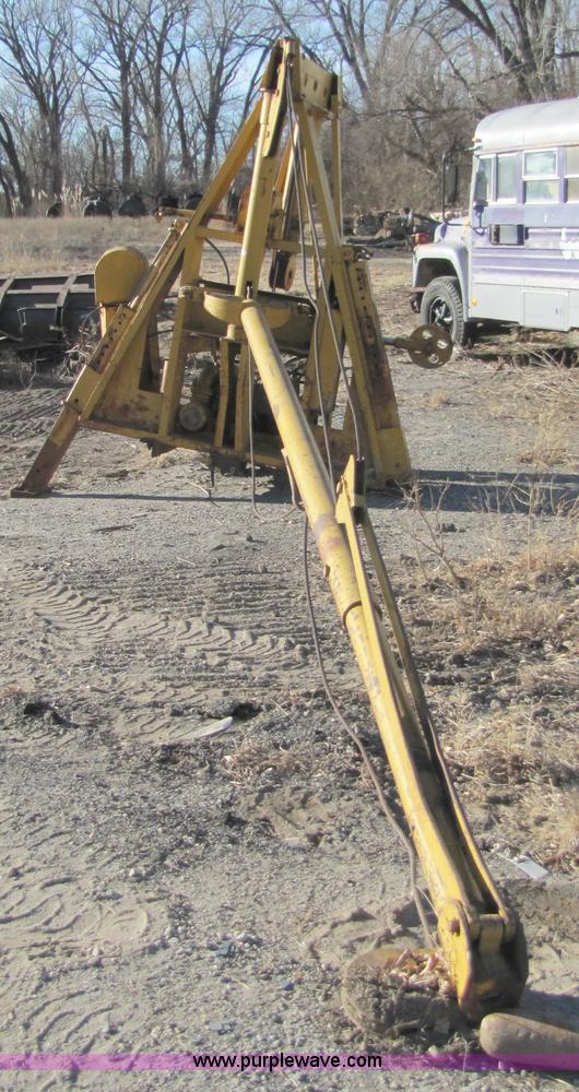 image for item 5345 Boom winch lift