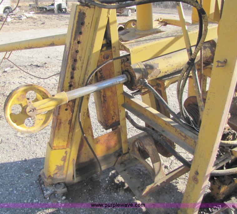 image for item 5345 Boom winch lift