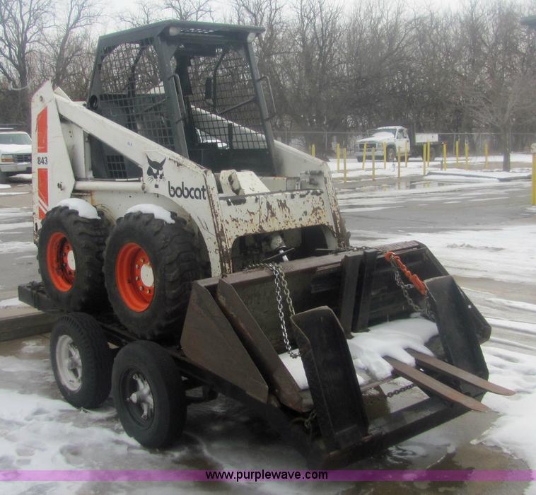 image for item 6214 1984 Bobcat 843 skid steer