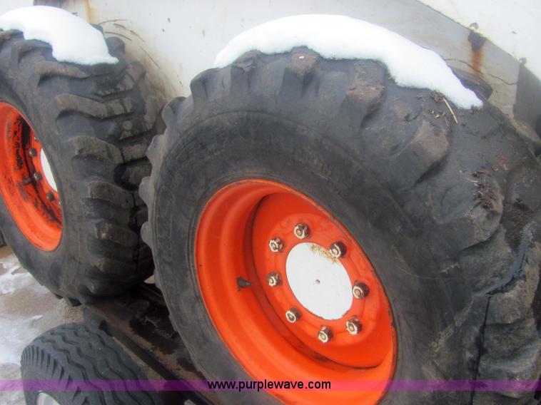 image for item 6214 1984 Bobcat 843 skid steer