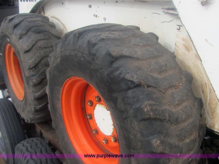 image for item 6214 1984 Bobcat 843 skid steer