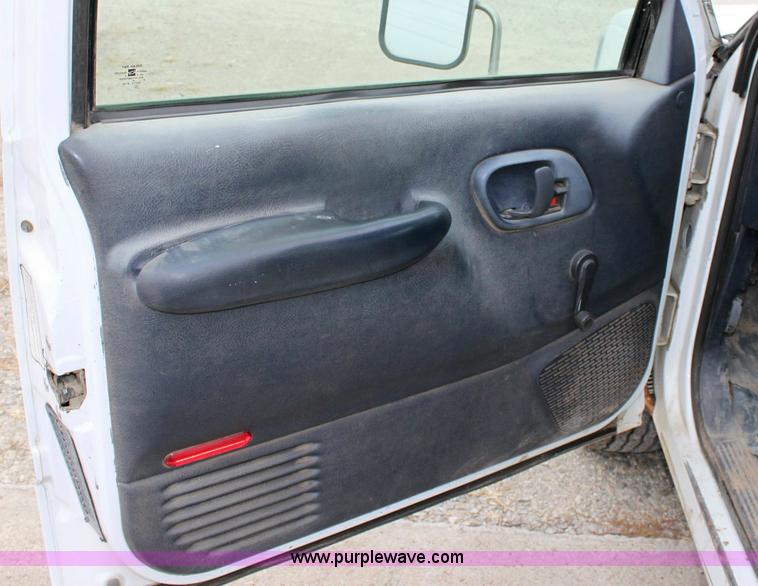 image for item 6548 1995 Chevrolet Cheyenne 3500 crane truck