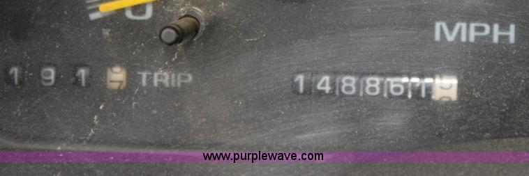 image for item 6548 1995 Chevrolet Cheyenne 3500 crane truck