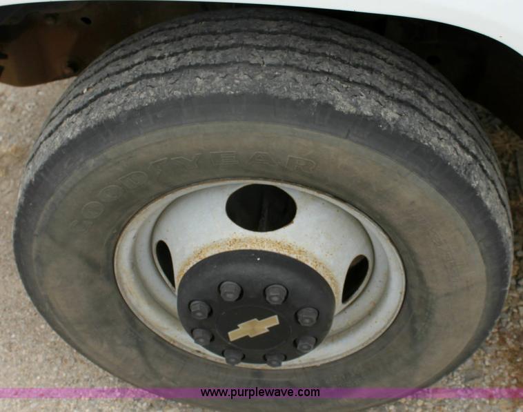 image for item 6548 1995 Chevrolet Cheyenne 3500 crane truck