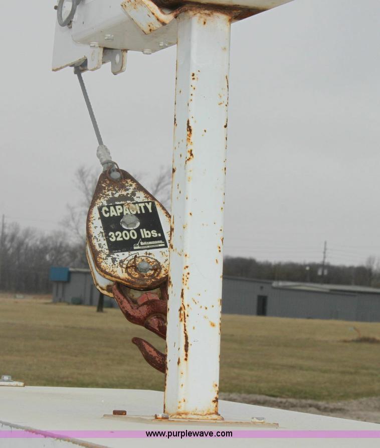 image for item 6548 1995 Chevrolet Cheyenne 3500 crane truck