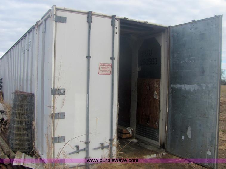 image for item 6817 1997 aluminum storage container