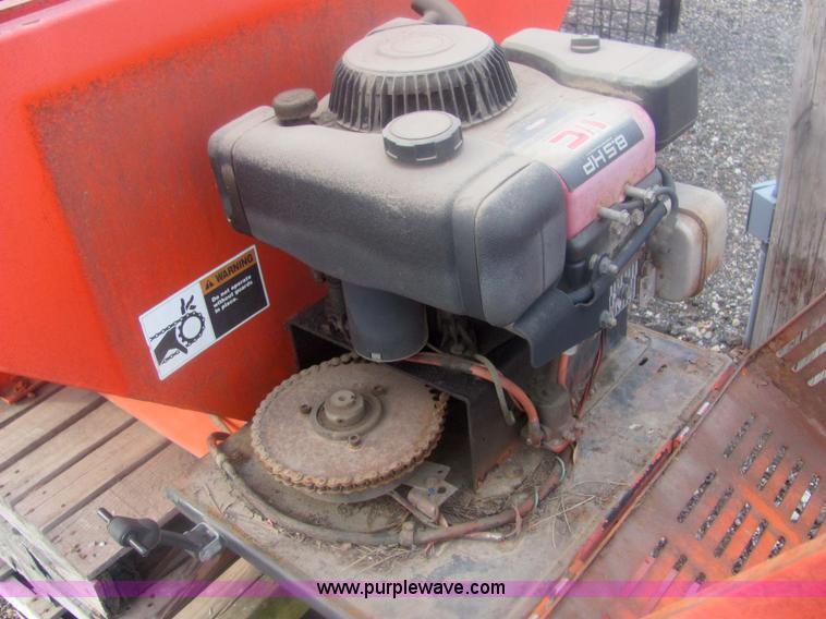 image for item 6818 Henderson sand/salt spreader