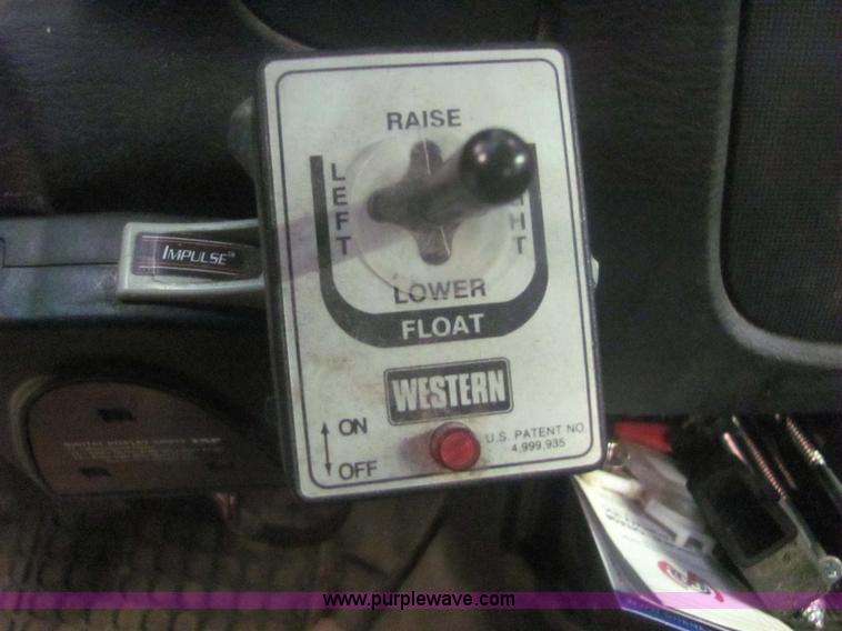 image for item 6818 Henderson sand/salt spreader