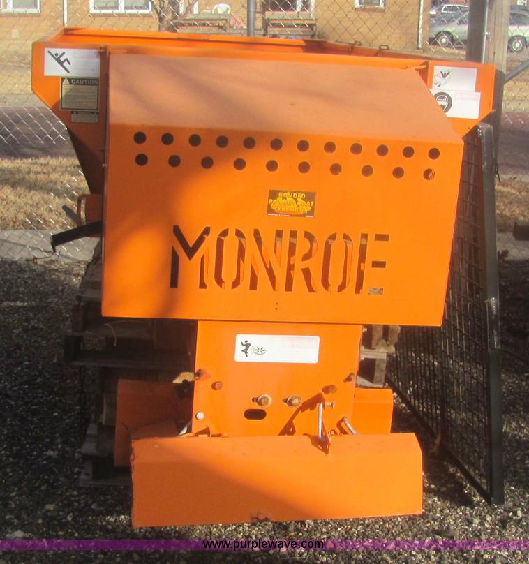 image for item 6819 Monroe sand/salt spreader
