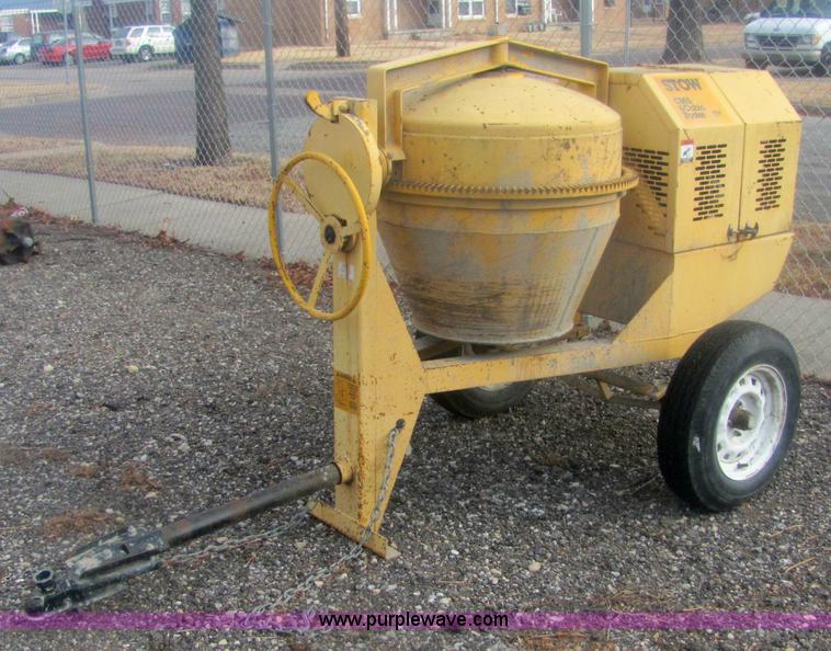 image for item 6820 Stow CM6 six cubic foot mixer