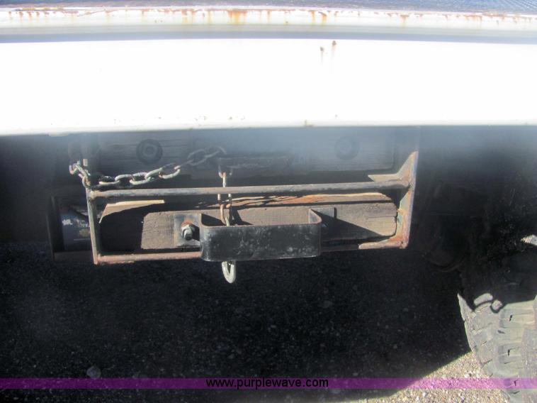 image for item 6823 1988 GMC Sierra C70 boom bucket truck