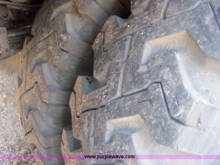 image for item 6823 1988 GMC Sierra C70 boom bucket truck