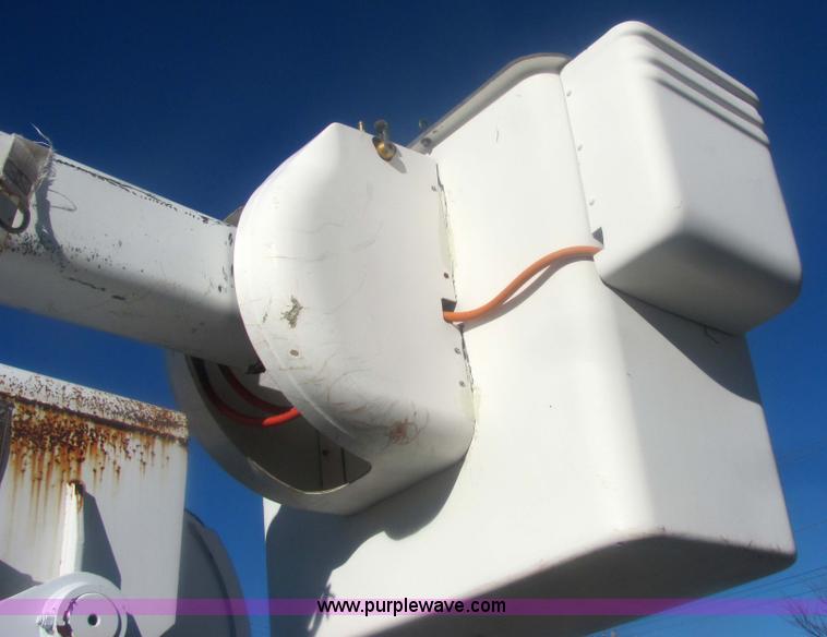 image for item 6823 1988 GMC Sierra C70 boom bucket truck