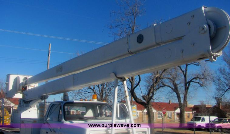 image for item 6823 1988 GMC Sierra C70 boom bucket truck