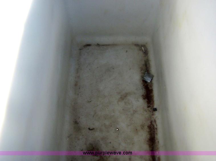 image for item 6823 1988 GMC Sierra C70 boom bucket truck