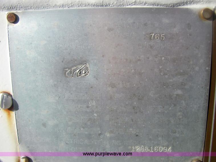 image for item 6823 1988 GMC Sierra C70 boom bucket truck