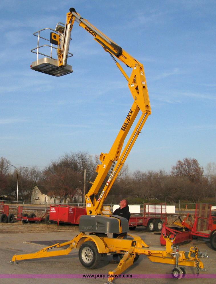 image for item 8080 2008 Bil-jax 3522A aerial lift