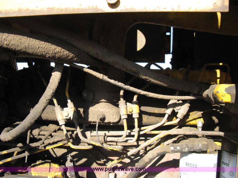 image for item 8099 International H60 wheel loader