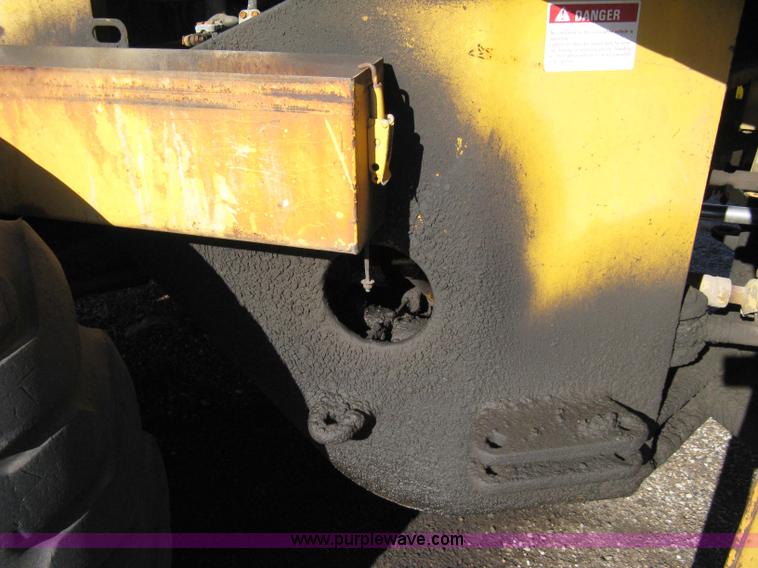 image for item 8099 International H60 wheel loader