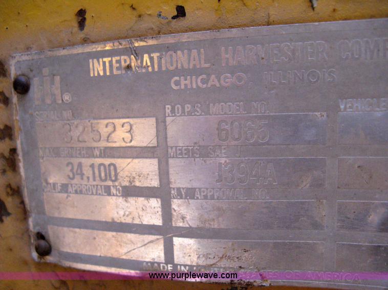 image for item 8099 International H60 wheel loader