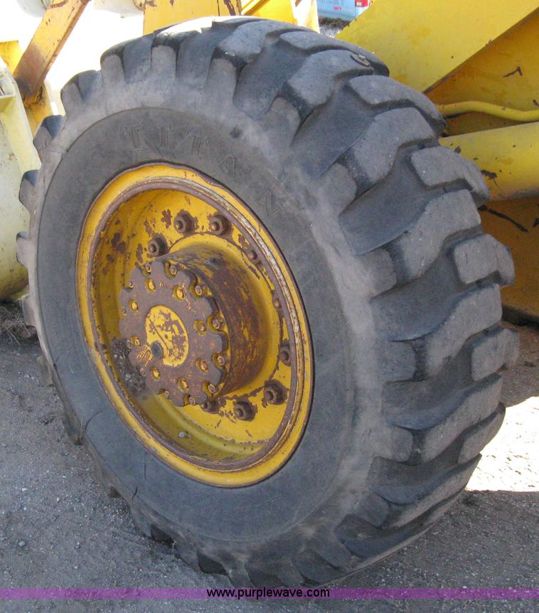 image for item 8100 1967 Allis-Chalmers 545 wheel loader