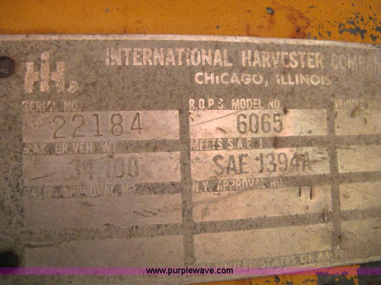 image for item 8102 International H65 wheel loader