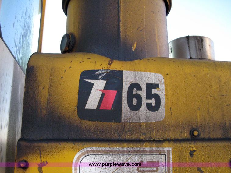 image for item 8102 International H65 wheel loader