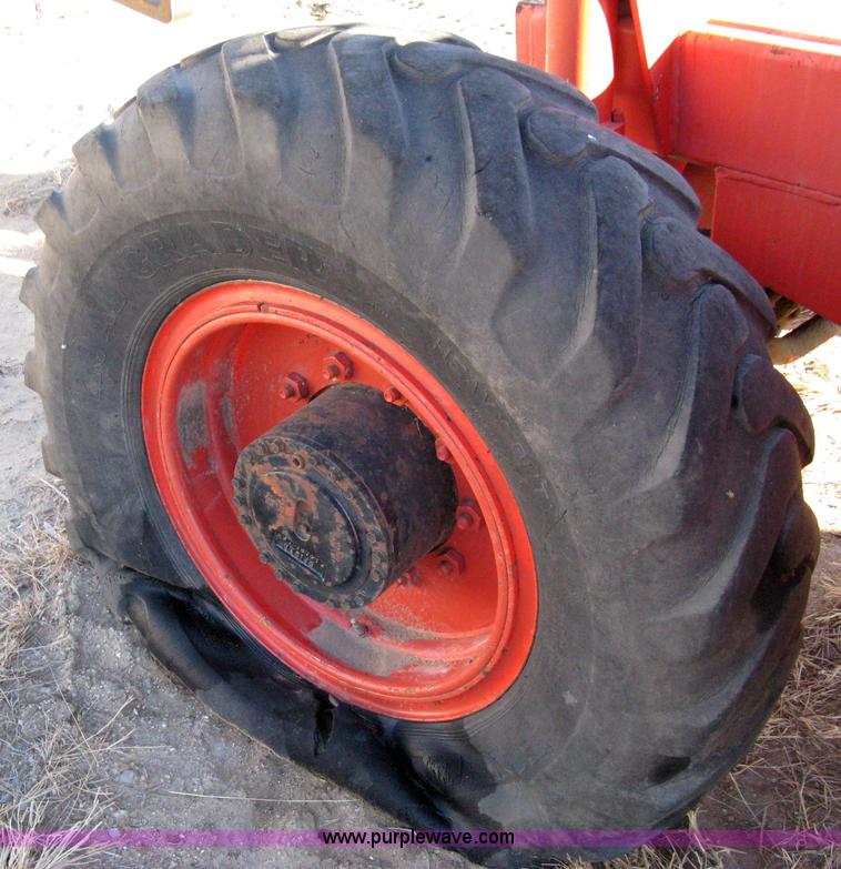 image for item 8103 1990 BPI SS-836B telehandler