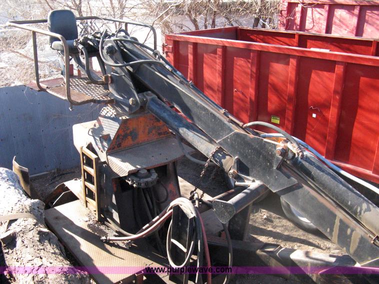 image for item 8104 Dunham L190-RR-L knuckle boom grapple lift