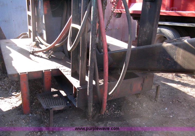 image for item 8104 Dunham L190-RR-L knuckle boom grapple lift