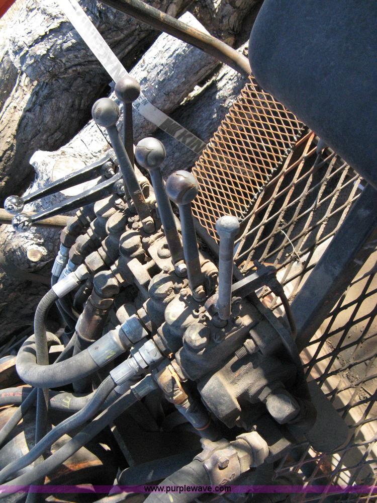 image for item 8104 Dunham L190-RR-L knuckle boom grapple lift