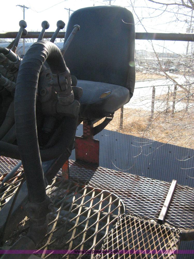 image for item 8104 Dunham L190-RR-L knuckle boom grapple lift