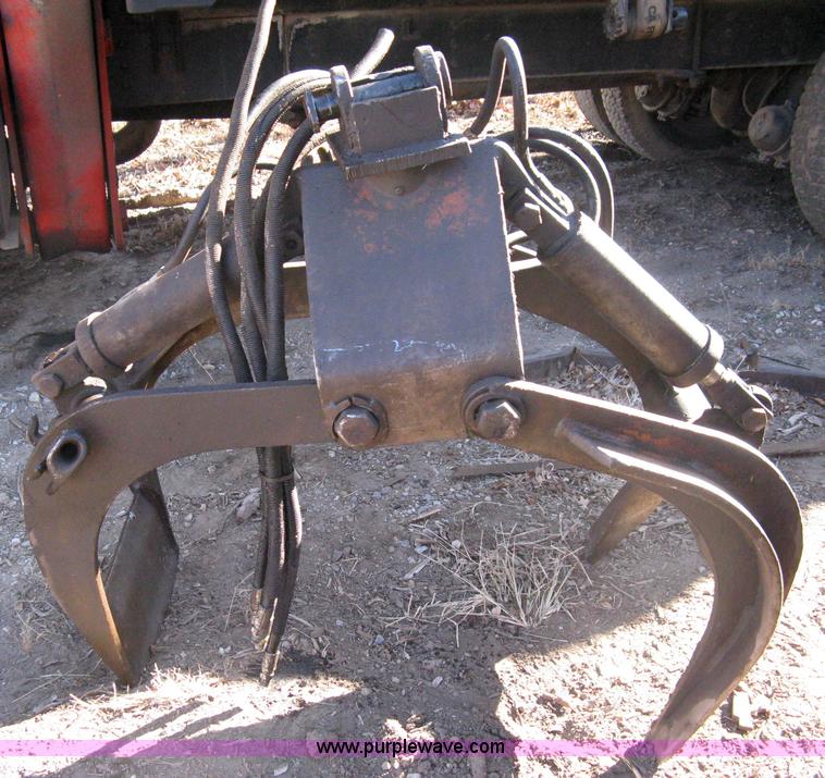 image for item 8104 Dunham L190-RR-L knuckle boom grapple lift