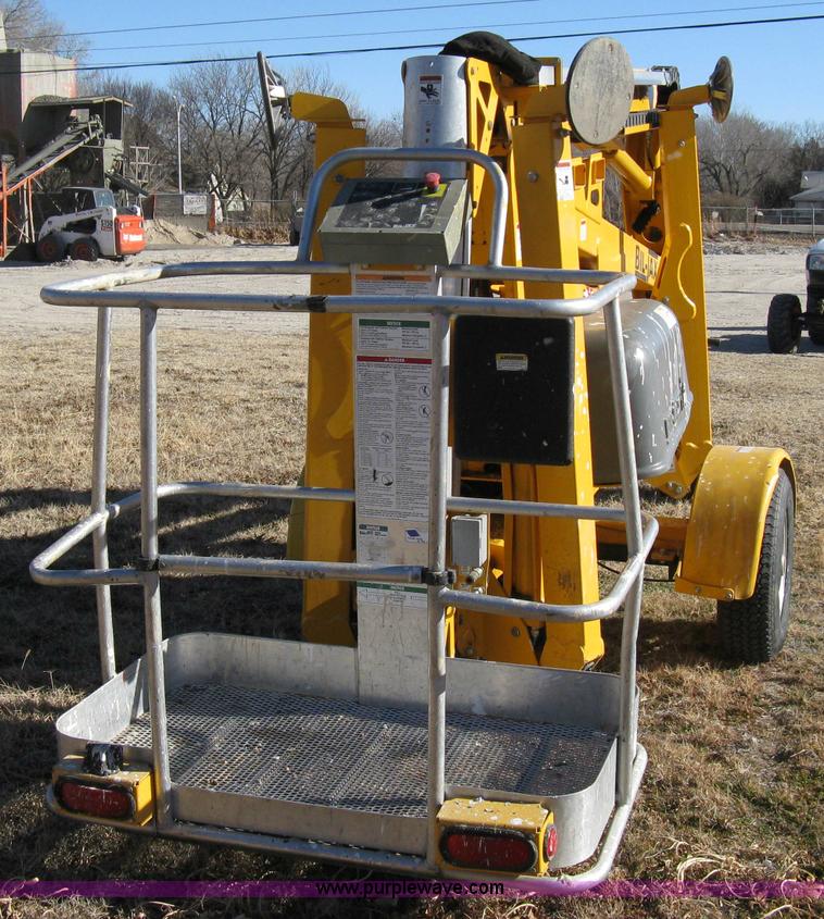 image for item 8106 2008 Bil-jax 3522A aerial lift