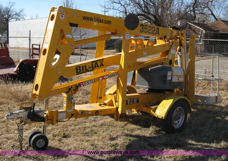 image for item 8106 2008 Bil-jax 3522A aerial lift