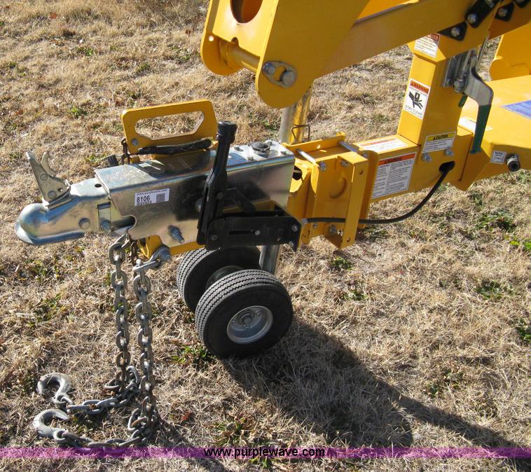 image for item 8106 2008 Bil-jax 3522A aerial lift