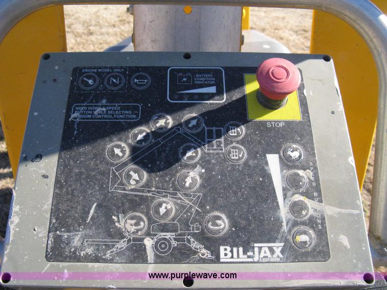 image for item 8106 2008 Bil-jax 3522A aerial lift