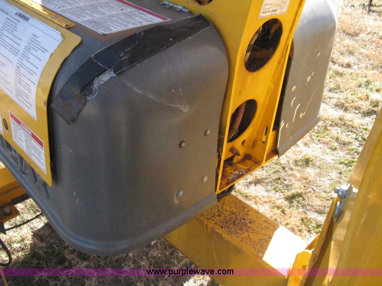 image for item 8106 2008 Bil-jax 3522A aerial lift