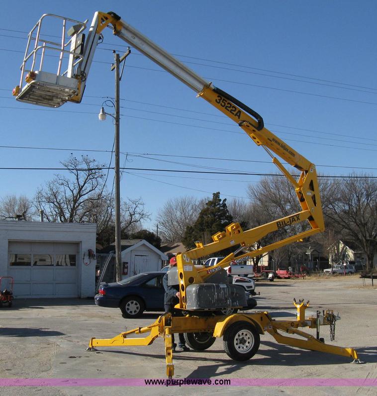 image for item 8106 2008 Bil-jax 3522A aerial lift
