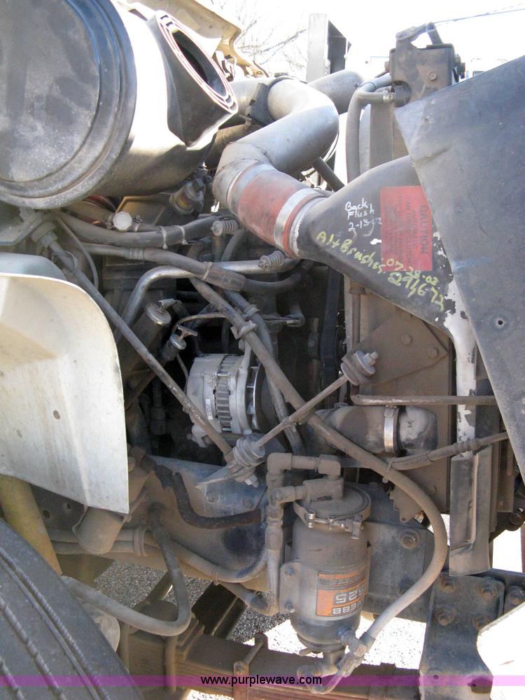 image for item 8108 1995 International 8100 semi truck