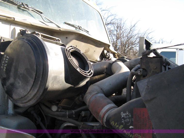 image for item 8108 1995 International 8100 semi truck