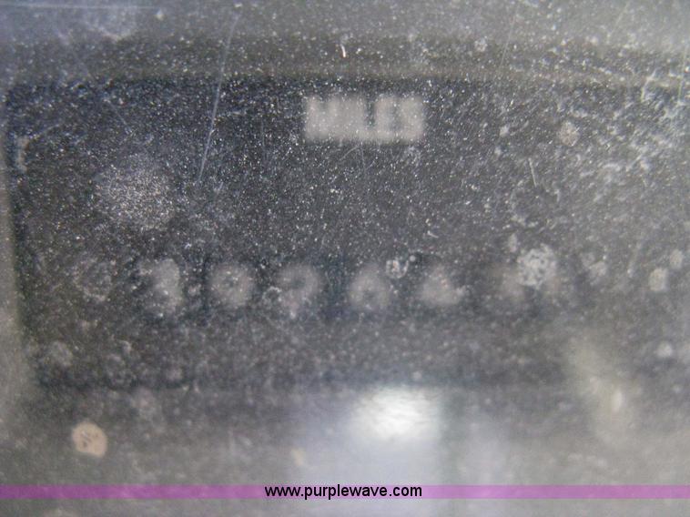 image for item 8108 1995 International 8100 semi truck