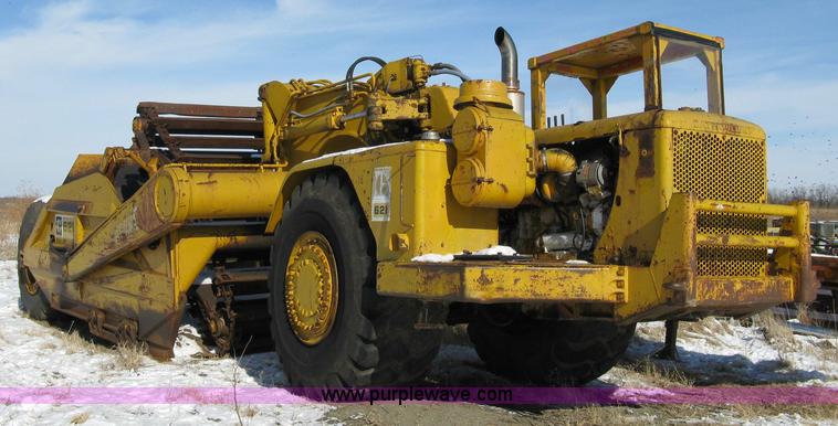 image for item 8110 1970 Caterpillar 621 scraper